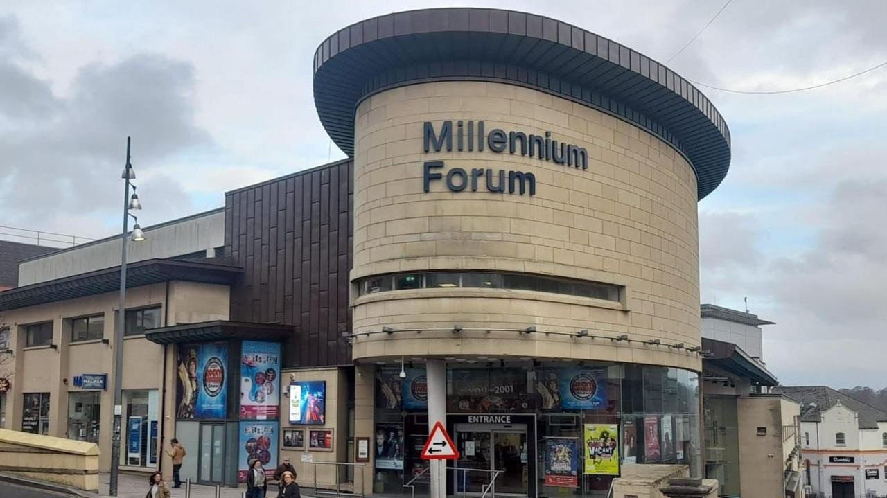 Millennium Forum printing 1